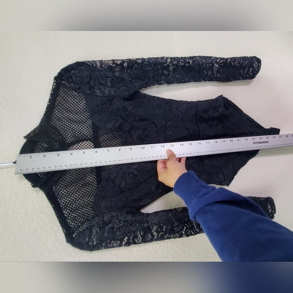 Charlotte Russe Black/Fishnet Floral Applique Bodysuit - Picture 9 of 12